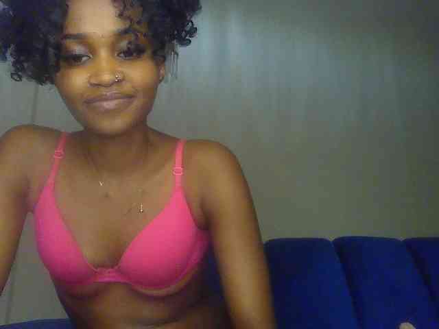 Sierraxoxox webcam