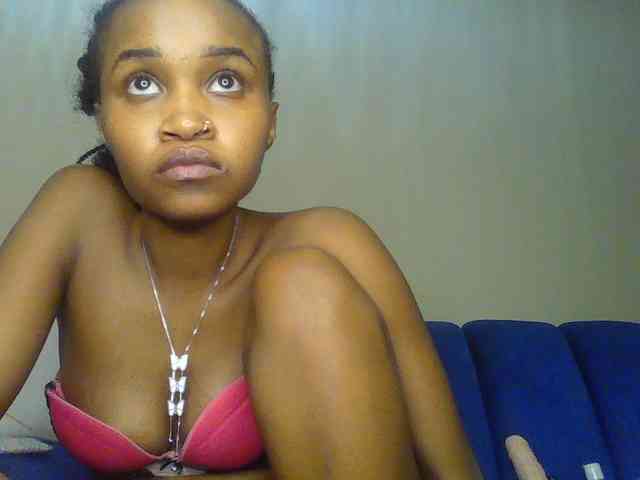 Sierraxoxox webcam