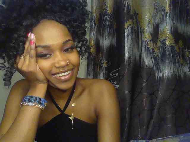 Sierraxoxox webcam