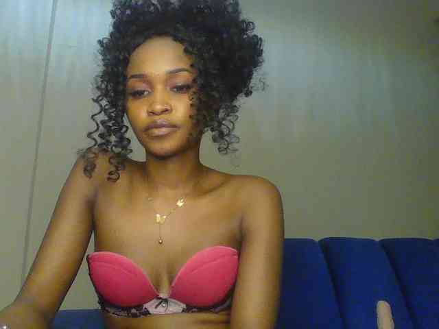 Sierraxoxox webcam