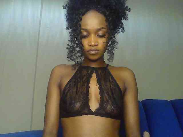 Sierraxoxox webcam