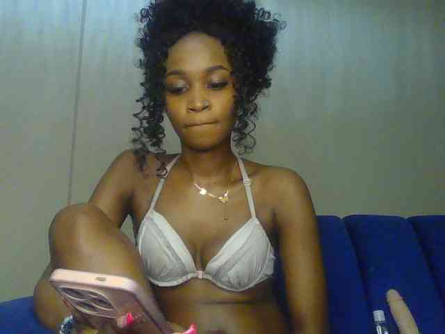 Sierraxoxox webcam