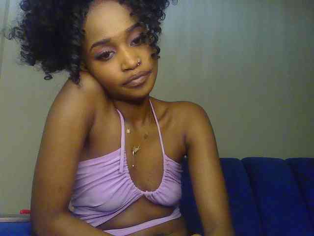 Sierraxoxox webcam