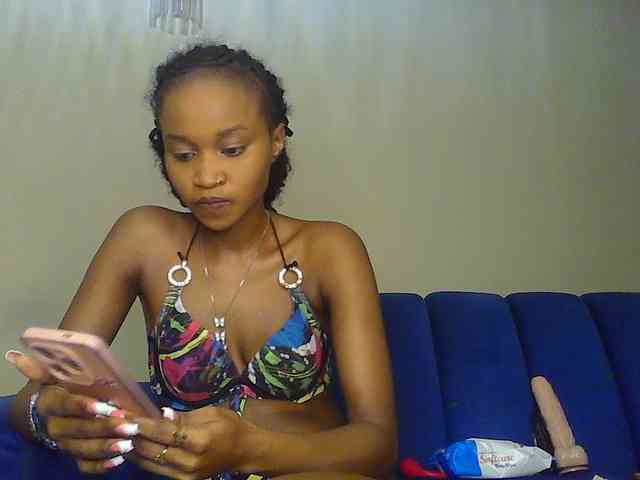 Sierraxoxox webcam