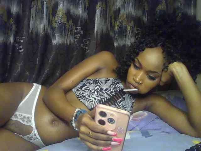 Sierraxoxox webcam