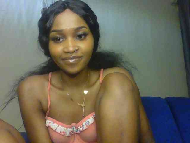 Sierraxoxox webcam