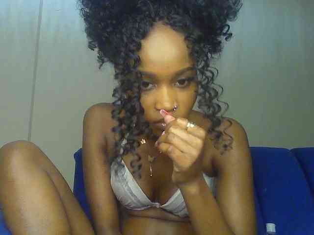Sierraxoxox webcam