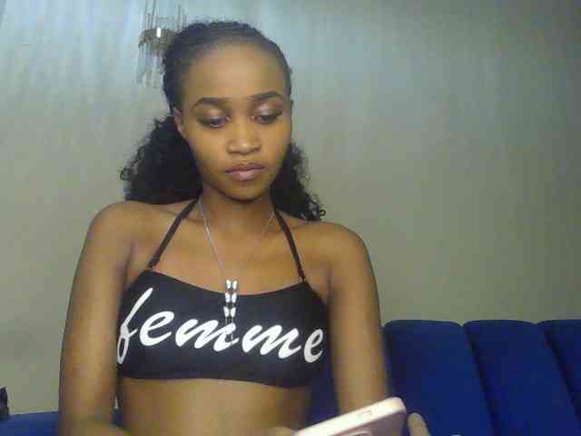 Sierraxoxox webcam