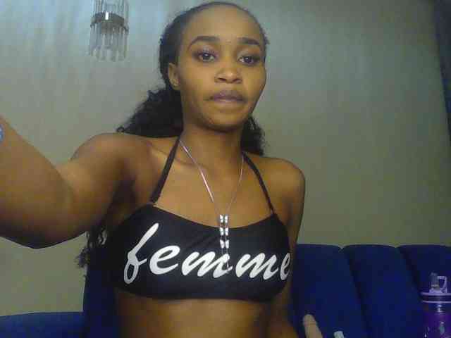 Sierraxoxox webcam