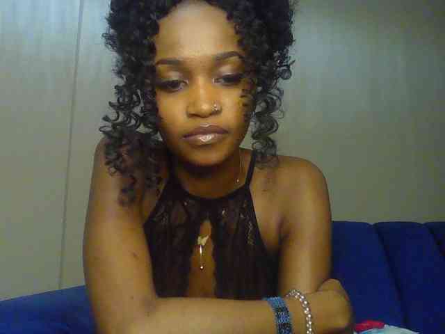 Sierraxoxox webcam