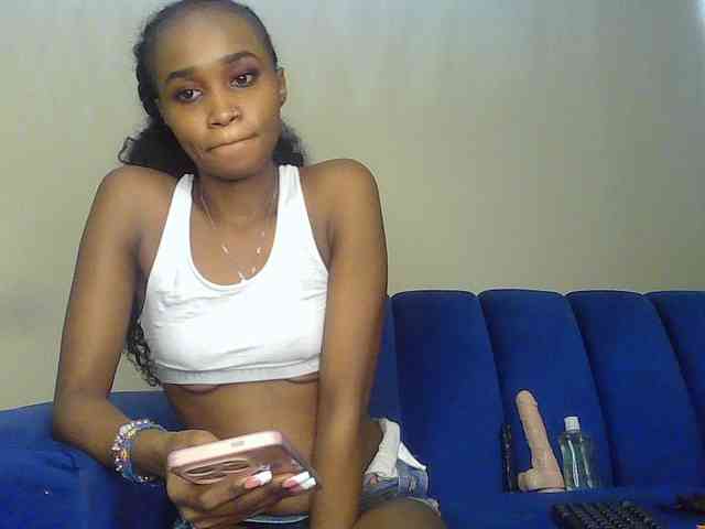 Sierraxoxox webcam