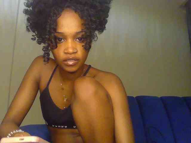 Sierraxoxox webcam