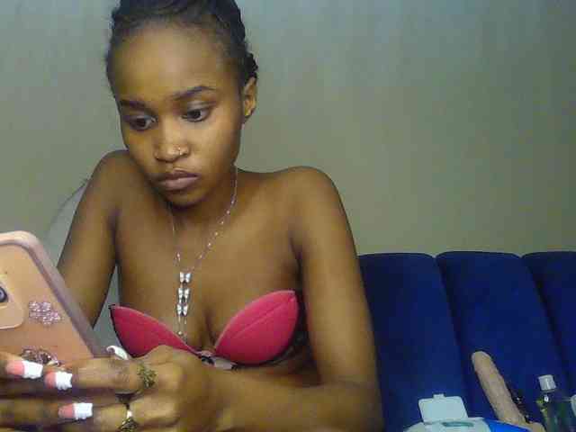 Sierraxoxox webcam