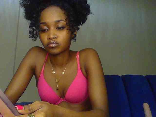 Sierraxoxox webcam