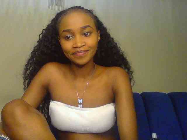Sierraxoxox webcam