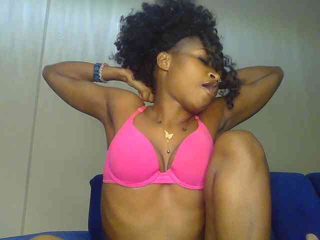 Sierraxoxox webcam