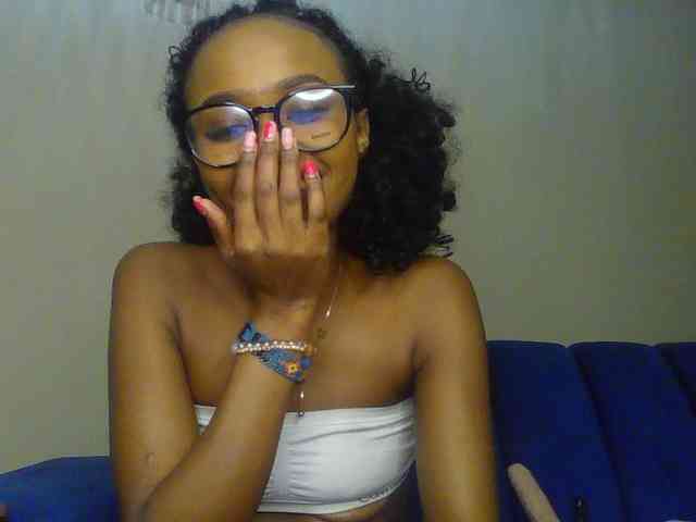 Sierraxoxox webcam