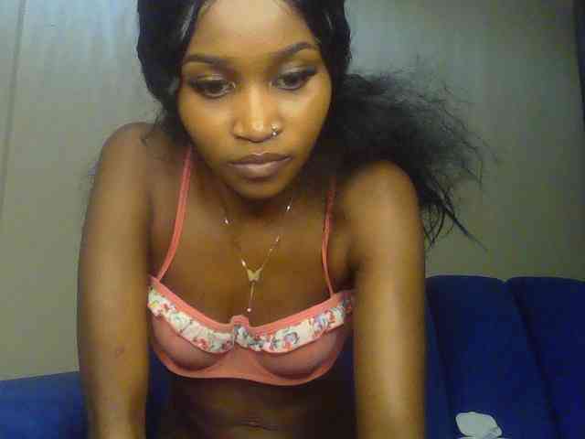 Sierraxoxox webcam