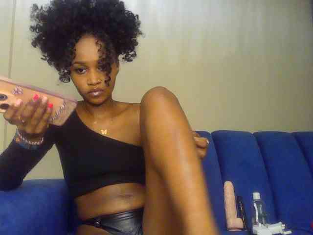 Sierraxoxox webcam