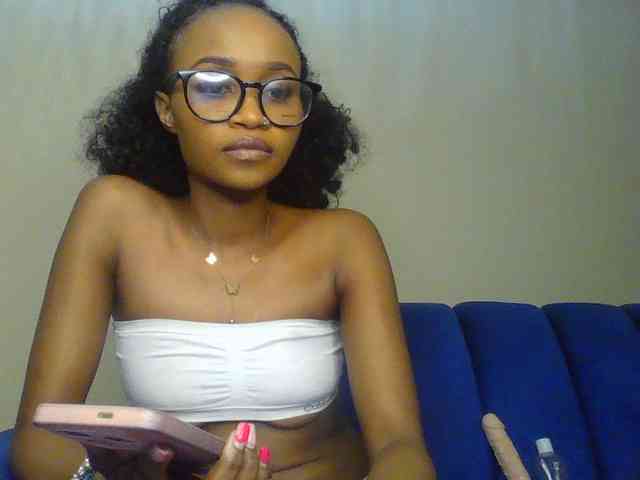Sierraxoxox webcam