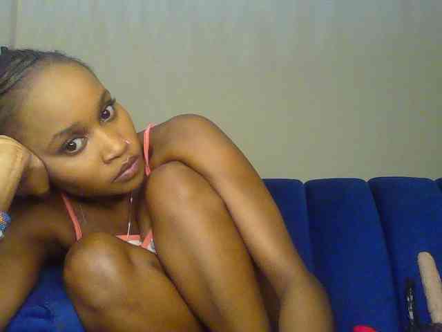 Sierraxoxox webcam