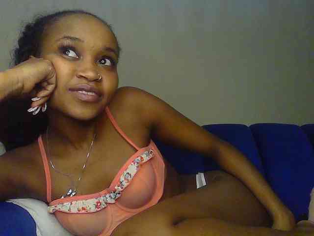 Sierraxoxox webcam