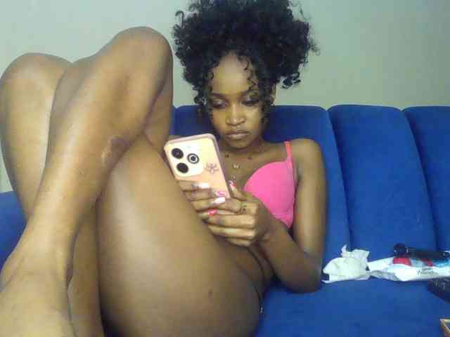 Sierraxoxox webcam