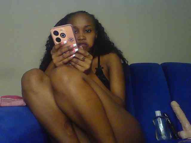Sierraxoxox webcam