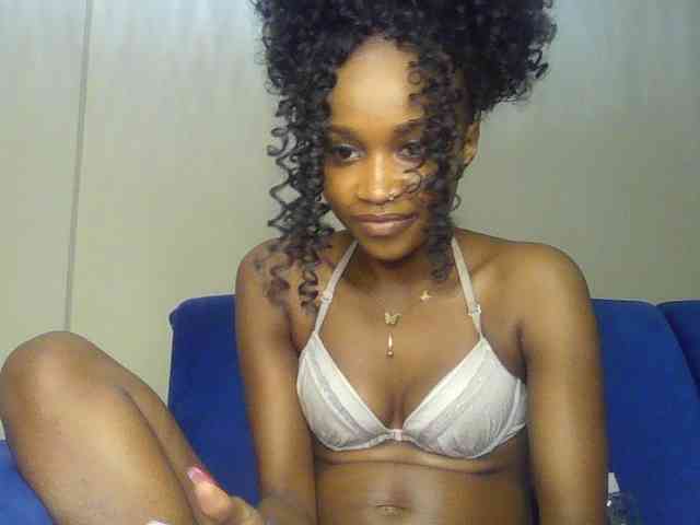 Sierraxoxox webcam