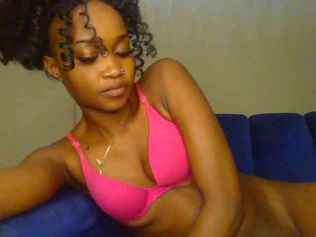 Sierraxoxox webcam