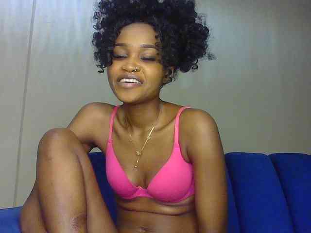 Sierraxoxox webcam