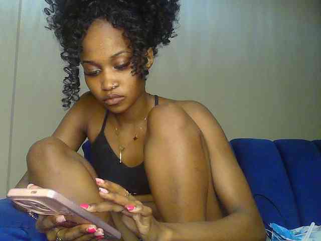 Sierraxoxox webcam