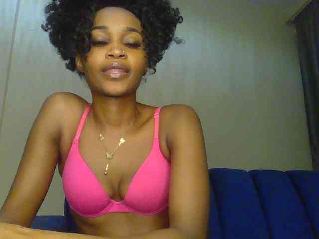 Sierraxoxox webcam