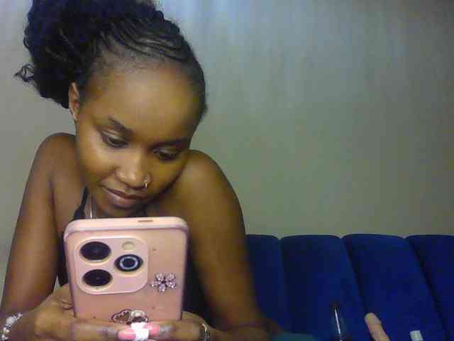 Sierraxoxox webcam