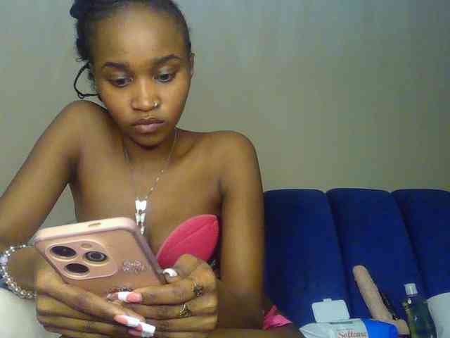 Sierraxoxox webcam