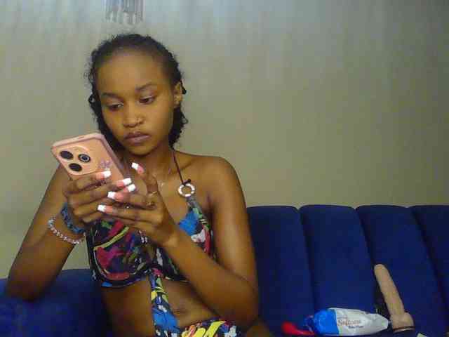 Sierraxoxox webcam