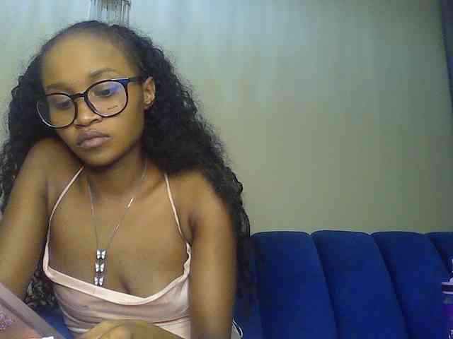 Sierraxoxox webcam