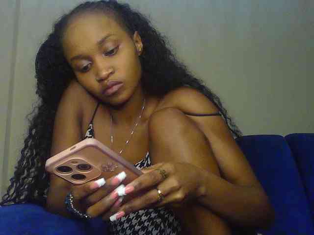 Sierraxoxox webcam