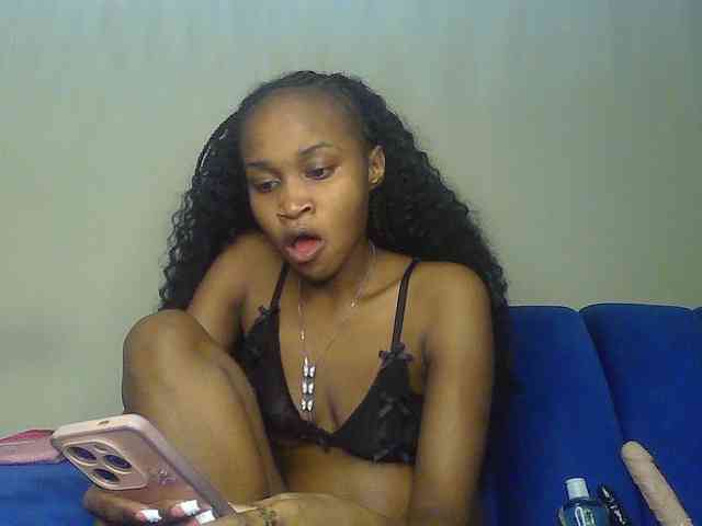 Sierraxoxox webcam