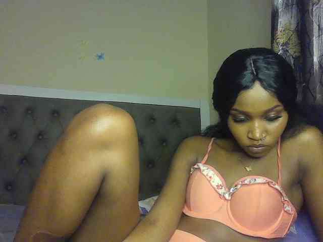 Sierraxoxox webcam