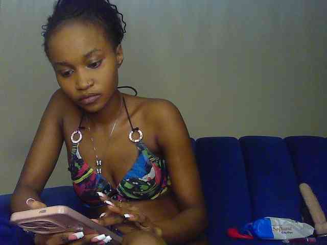 free adult chat now Sierraxoxox