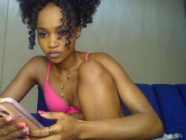 Sierraxoxox webcam