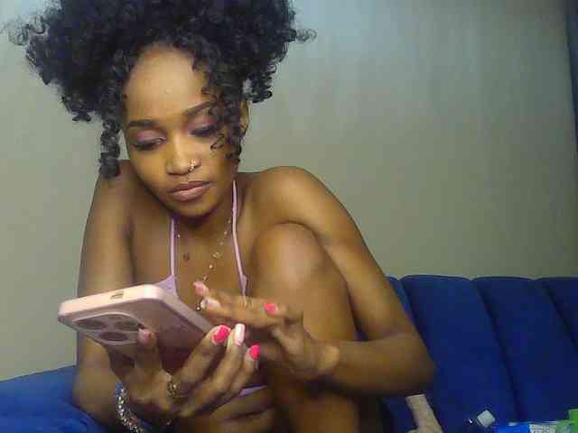 Sierraxoxox webcam