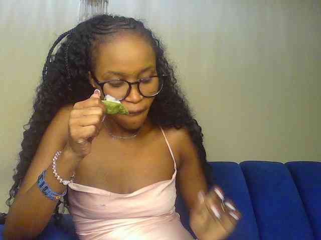 Sierraxoxox webcam
