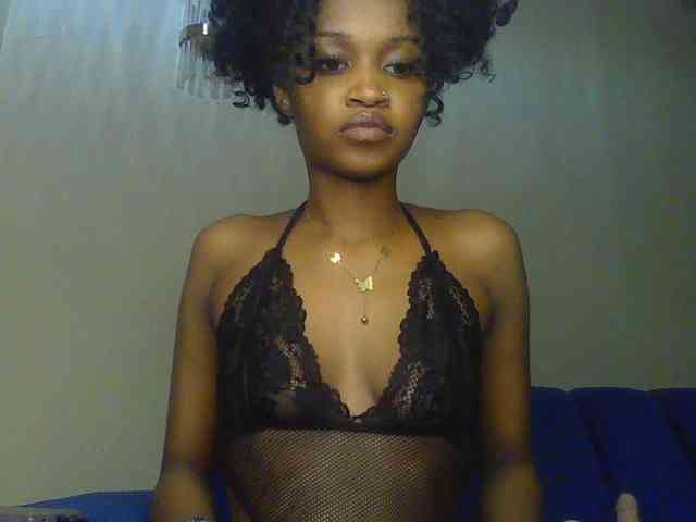Sierraxoxox webcam
