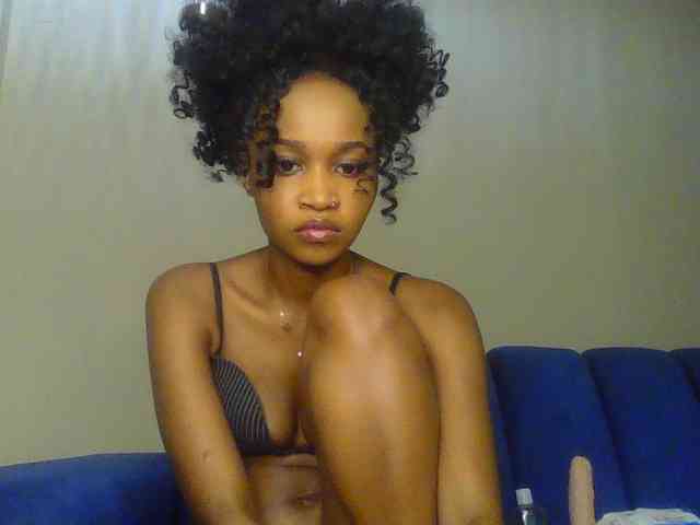 Sierraxoxox webcam