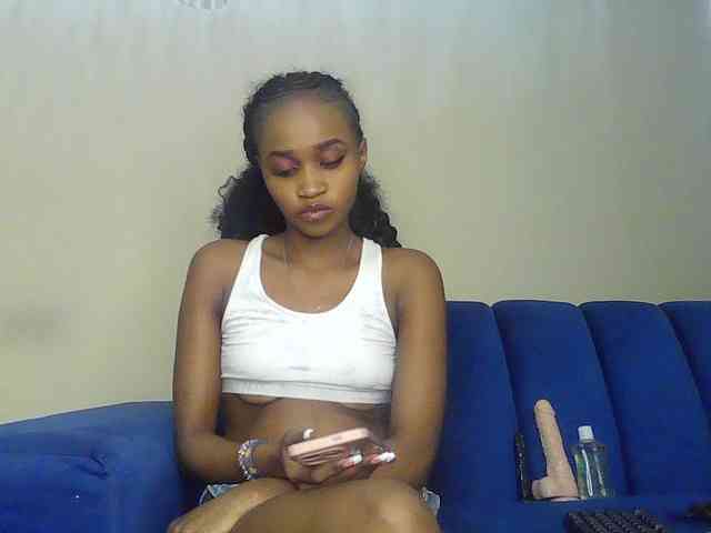 Sierraxoxox webcam