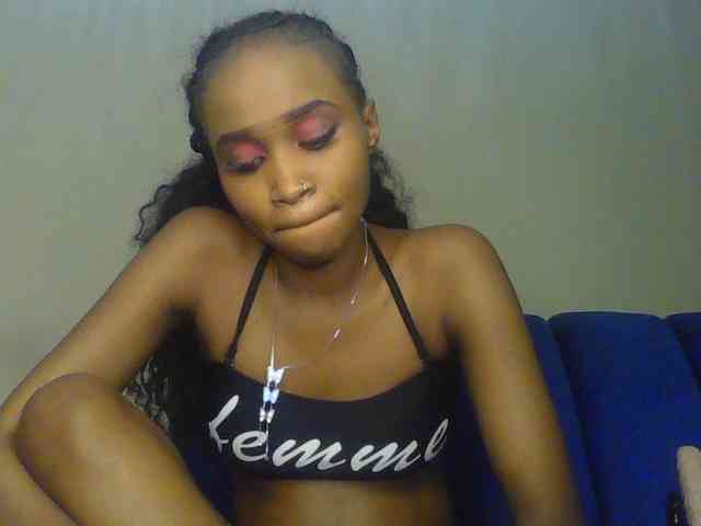 Sierraxoxox webcam