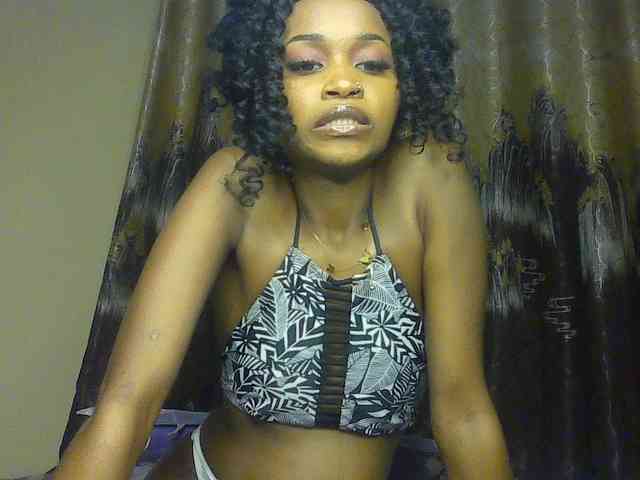 Sierraxoxox webcam