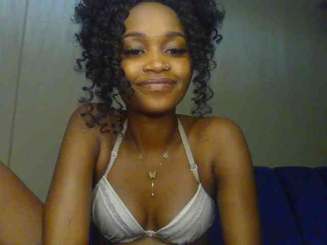 Sierraxoxox webcam